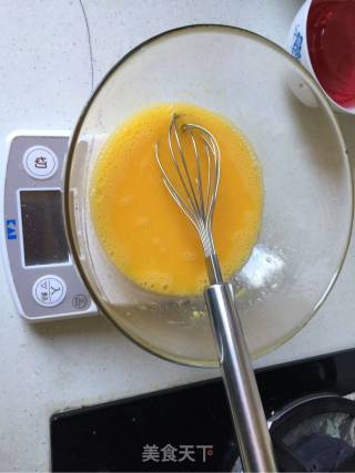玉米粉蒸咸蛋糕的做法步骤：2