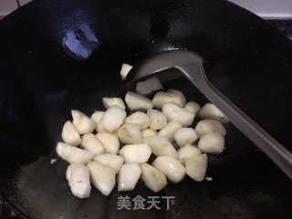 糖醋荸荠的做法步骤：4