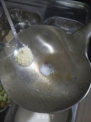 铁铲小葱豆腐的做法步骤：14