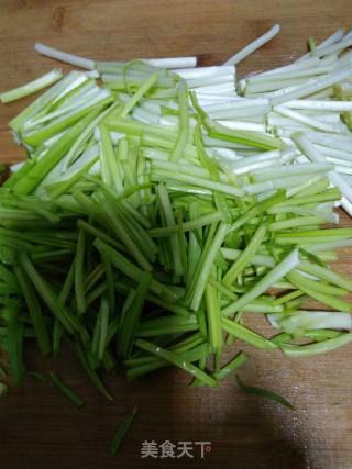 炒鱿鱼土豆条的做法步骤：4