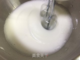 草莓果酱蛋糕卷的做法步骤：8