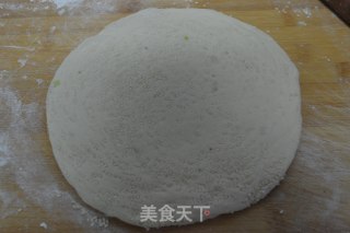 葱花五香锅盔的做法步骤：9