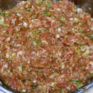 荸荠圆白菜馅儿饺子的做法步骤：10