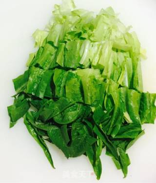 莴苣叶炒鸡蛋的做法步骤：2