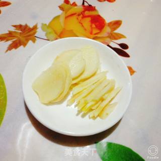 干煎黄花鱼的做法步骤：2