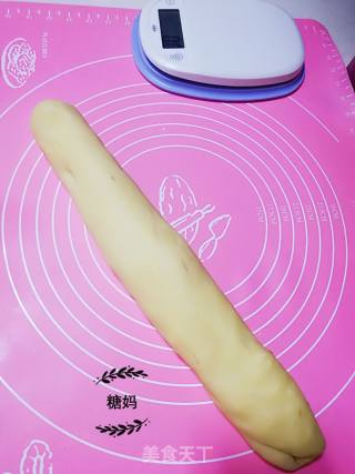 鲜奶蜂蜜麻花的做法步骤：2
