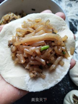 烙猪肉粉条盒子的做法步骤：5