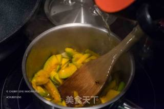 南瓜汁扒豆苗的做法步骤：5