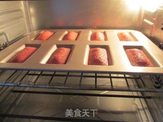 #烤箱美食#红丝绒费南雪的做法步骤：11