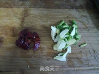 手撕包菜的做法步骤：2