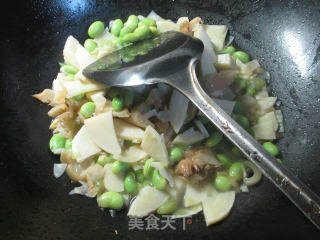 榨菜冬笋炒毛豆的做法步骤：10