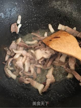 猪肉炒海带的做法步骤：7