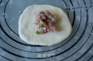 圣诞香肠雪人包的做法步骤：7