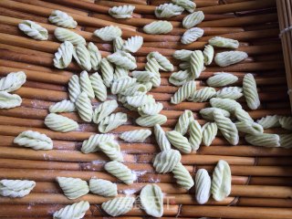 趣味螺纹面的做法步骤：8