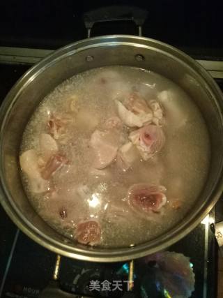 可乐鸡腿的做法步骤：3