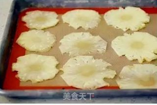 烤菠萝片的做法步骤：2