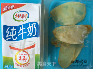 家常做法：花胶煮牛奶，简单到令人发指的做法步骤：1