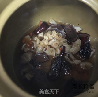 家常做法：花胶煮牛奶，简单到令人发指的做法步骤：4
