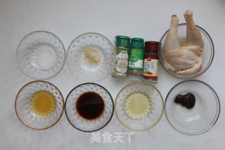 蜜汁烤鸡腿#烤箱美食#的做法步骤：1