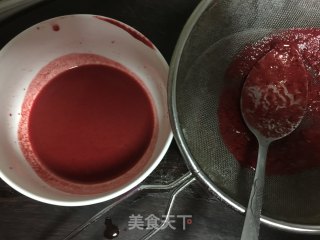 红丝绒蛋糕卷#烤箱美食#的做法步骤：1