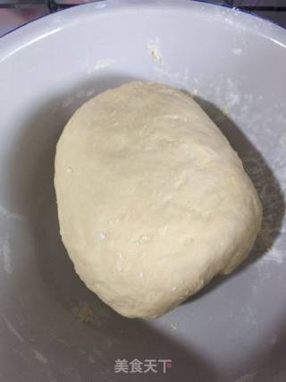 海鲜饺子的做法步骤：1