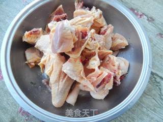 砂锅版地锅鸡的做法步骤：2
