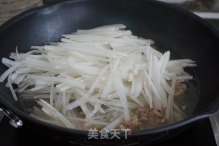 萝卜丝肉丸汤的做法步骤：8