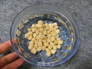 黄金瑶柱芙蓉炒饭的做法步骤：3