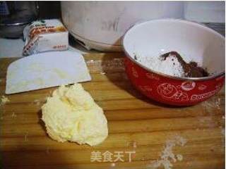 杏仁朗姆提子酥+牛奶可可杏仁饼（一种做法，两种口味）的做法步骤：7