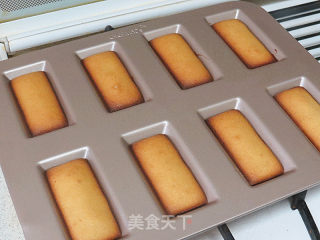 小嶋老师的经典费南雪蛋糕的做法步骤：12