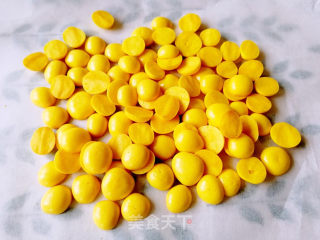 入口即化的蛋黄溶豆的做法步骤：12