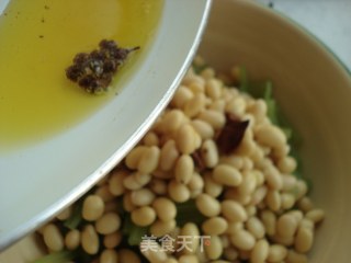 黄豆拌香芹的做法步骤：6