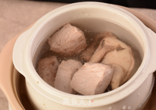 【小森妈妈菜谱】冬季滋补-高丽参炖鹌鹑的做法步骤：3