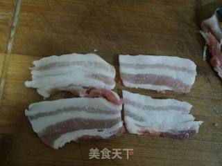 剁椒五花肉卷金针菇的做法步骤：3