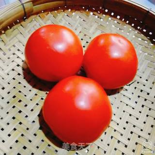 番茄牛腩汤的做法步骤：1