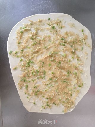 葱香酥饼的做法步骤：9
