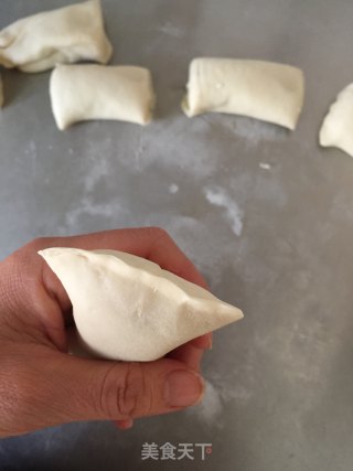 葱香酥饼的做法步骤：11