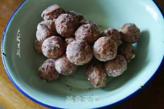 这样蒸粘豆包，看着是不是特别过瘾的做法步骤：2