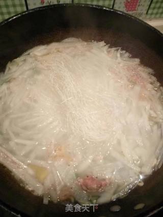 萝卜粉丝汤的做法步骤：8