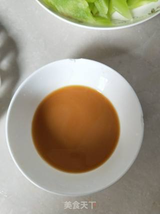 莴笋小炒肉的做法步骤：4