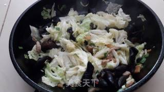 木耳炒白菜的做法步骤：5