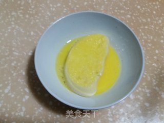 蛋煎馒头的做法步骤：3