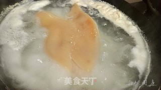 椒豉肘子的做法步骤：2