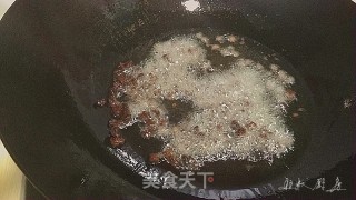 椒豉肘子的做法步骤：8