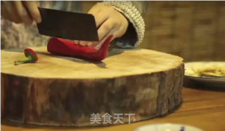 苦瓜排骨汤的做法步骤：2