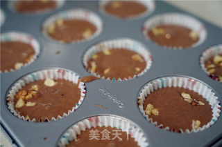 可可核桃蛋糕杯的做法步骤：9