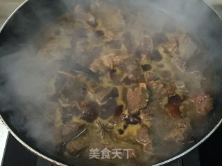 土豆炖牛肉的做法步骤：11