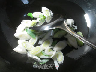 大葱炒牛筋的做法步骤：4