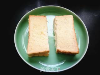 烤箱美食：榴莲之恋——榴莲烤吐司的做法步骤：2