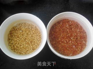 鸡丝红米拌饭的做法步骤：2